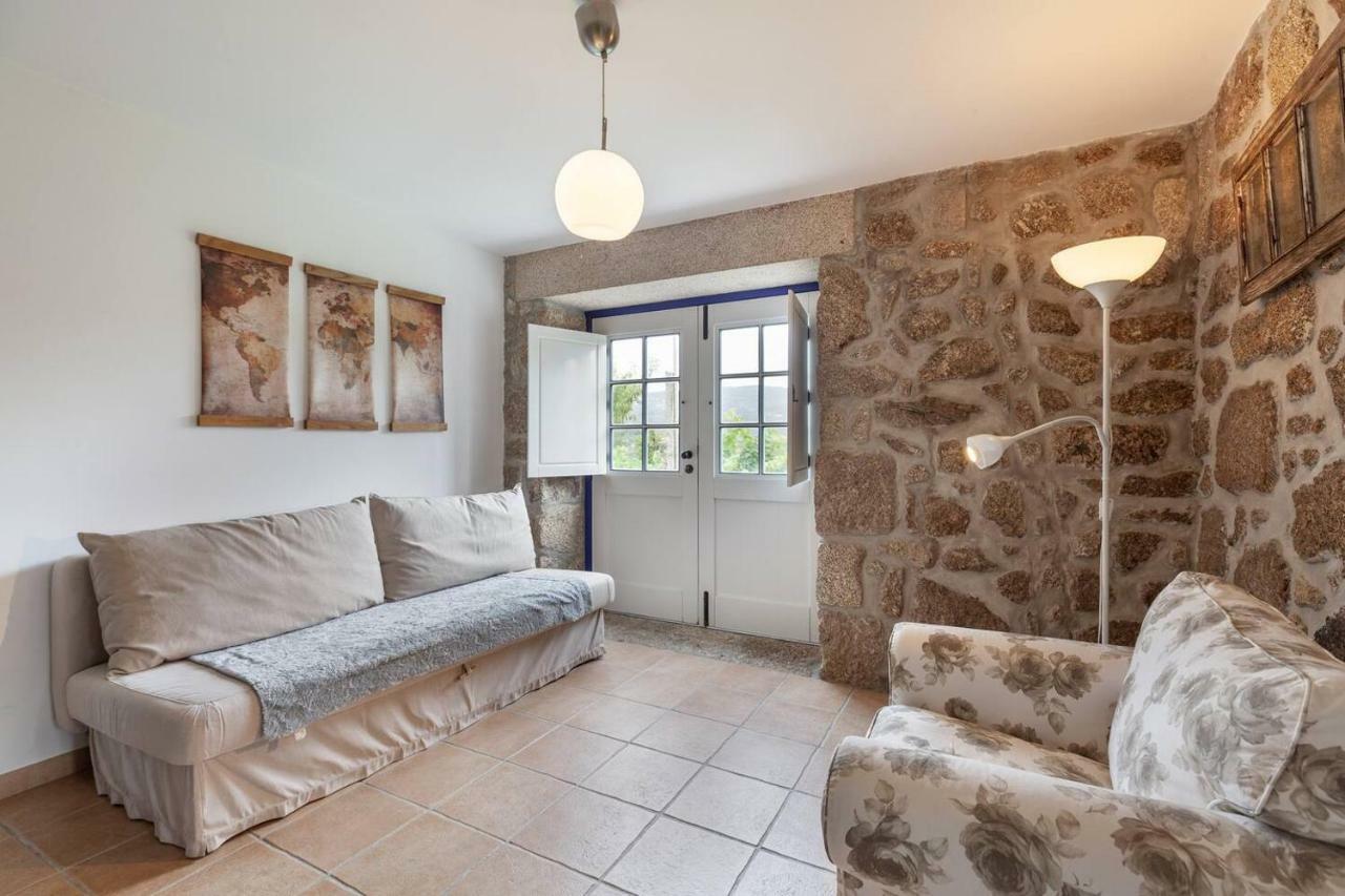 Eido Do Carvalhoso - Casa De Campo Em Arcos De Valdevez Eksteriør bilde