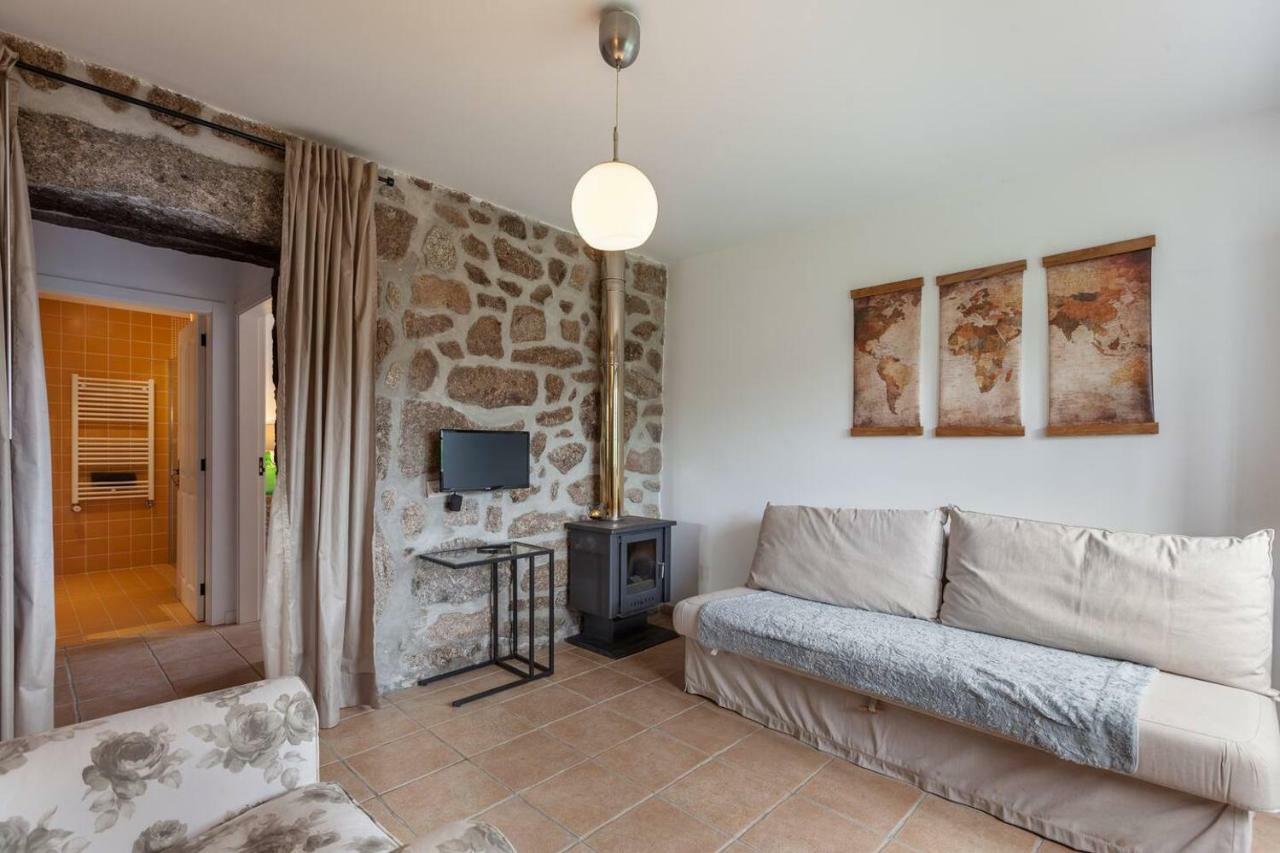 Eido Do Carvalhoso - Casa De Campo Em Arcos De Valdevez Eksteriør bilde